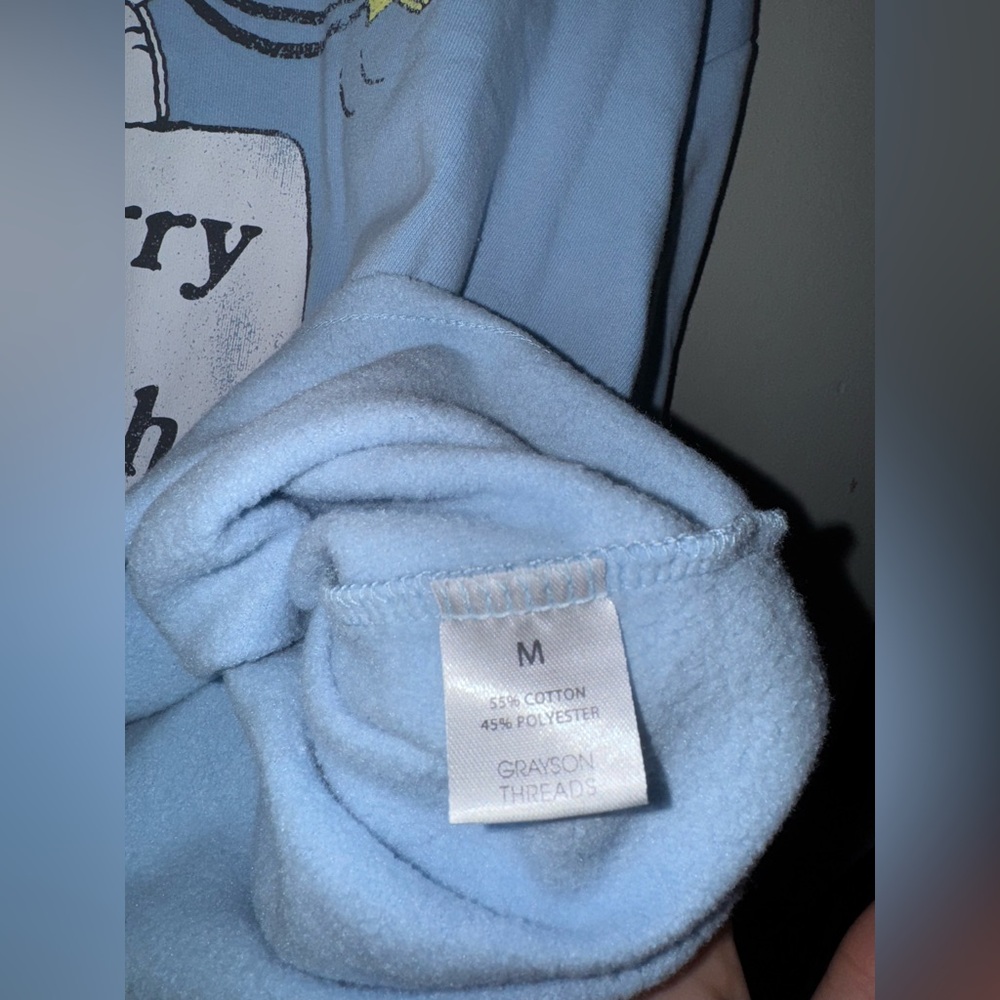 Peanuts Light Blue cropped Christmas Snoopy Sweatshirt - Picture 3 of 5